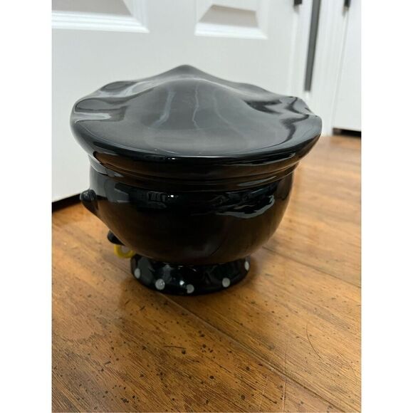 Betty Boop “Biker Betty” cookie jar. - Picture 10 of 13